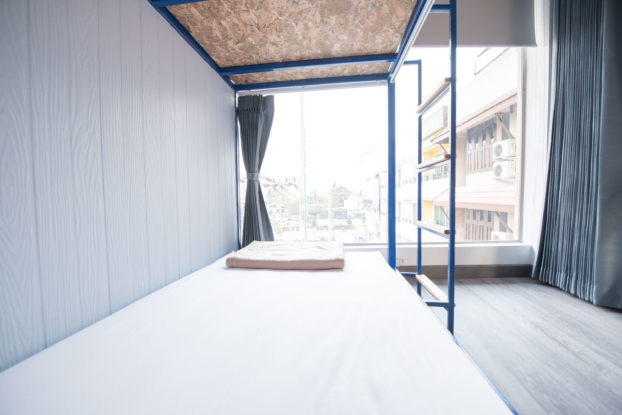 Sleep Terminal Hostel Chiang Mai Extérieur photo